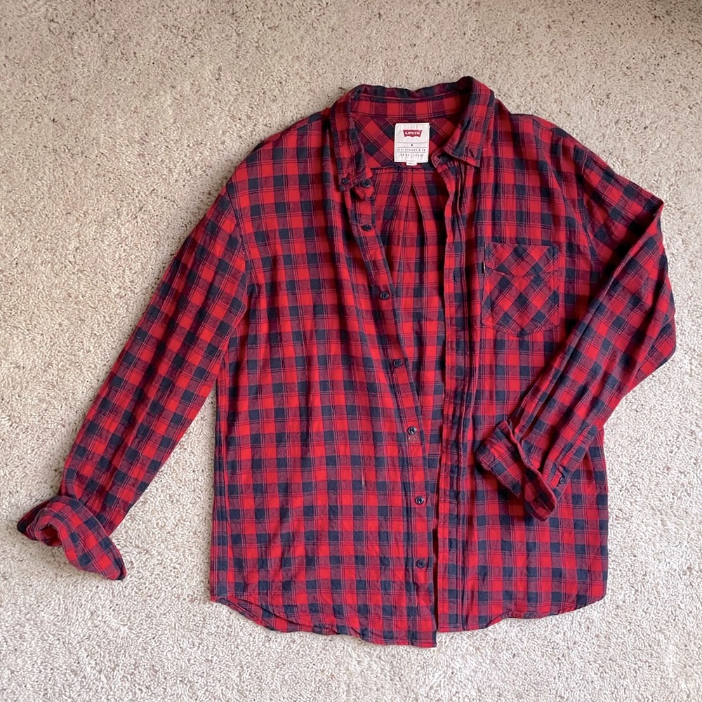 Levi’s Flannel Top